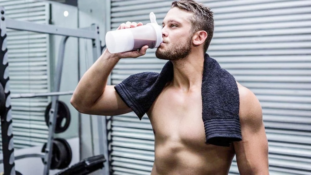 5 loại nước uống không đường tốt hơn soda dành cho người mới tập gym.